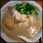 一風堂　SHIROMARU-BASE 金山店 - シロマルベース，バリカタ，半熟煮玉子，チャーシュー ¥1,000円