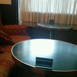 パティスリー・リヨン - イートインスペースのテーブル席