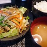 Kiwami - 鶏肉、温野菜