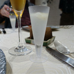 トゥ・ラ・ジョア - 