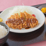 国界 - ロースカツ定食