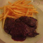 ブション - 牛肉の赤ワイン煮込み