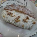 シャロン - シュークリーム。