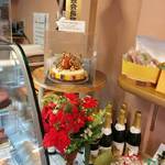 シャロン - 内観。