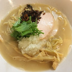 七星 - 濃厚鶏そば（塩) ¥690
