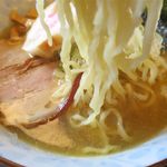 ラーメン ツバメ - 煮干し中華そば しおの麺