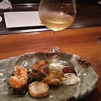 知喜多亭 和 - シーフードの鉄板焼き
                海老  ホタテ  つぶ貝  メダイ など。