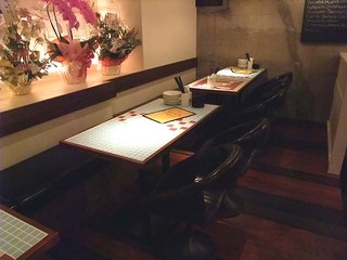 Denzupasutabaru - テーブル席
