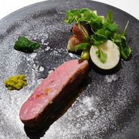 レストランエール - フランス産鴨肉 柚子とタイムのアロマロースト