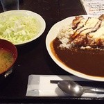 とりや なんじゃこりゃ - 鶏かつカレー　チーズたっぷりのせ