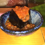 ひょうたん寿司 - こぼれいくら
      