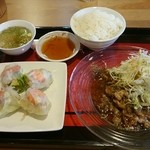 ミスサイゴンベトナム料理店 - 豚肉炒め＆生春巻ランチ