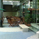 タリーズコーヒー - テラスです。タバコはこちらで。