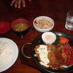 鉄板焼きと石焼きの店　グリル屋 - 