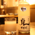 炭火焼ホルモン ぐう - 本格「生マッコリ」