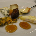 プレスキル - ☆チーズの盛り合わせも充実☆