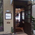 106 サウスインディアン 福岡天神店 - 建物の一番奥にあります