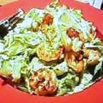 ババ・ガンプ・シュリンプ 東京 - クラッシックシーザーサラダ・ケイジャンシュリンプトッピング