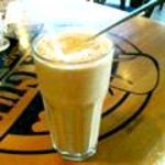 ババ・ガンプ・シュリンプ 東京 - フォレストのキャラメルスムージー