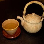 泉里 - 急須と湯のみ