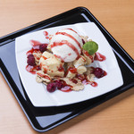 飛鳥彩瑠璃の丘 天極堂テラス