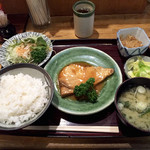 Misato - カジキバター 味噌汁 お新香、小鉢は切り干し大根、サラダ付き