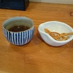うどん松もと - うどんの揚げ物とほうじ茶