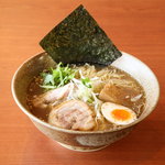 Menrisuto - きほんの醤油らぁ麺 850円