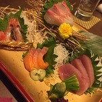 彩る創作・個室居酒屋 桶狭間 栄店 - 刺身盛り合わせ