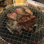 仙台牛焼肉　と文字 - 