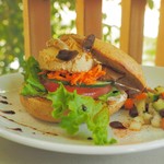 阿里山cafe - クリーミー豆のペーストのベーグルサンド