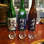 日本酒はなたれ - 川西屋飲みたおしセット 3杯 各60cc ¥1,000.-