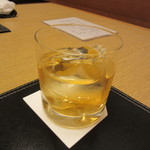 新宿割烹 中嶋 - 20151111　自家製梅酒ロック  800円