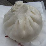 五十番 - 肉まん　370円