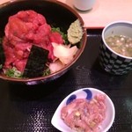 尾崎幸隆 丼 - サービス丼