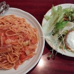 ボルボ - ナポリタン＋コーヒー（サラダ付き）