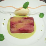 レザンファン ギャテ - 白桃のコンポートとフランボワーズのテリーヌ