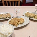 千味餃子 - オススメ 3種 餃子盛り合わせ15ケ＋ライス