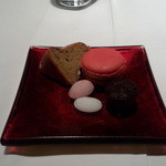 レストラン タテル ヨシノ 銀座 - 小菓子