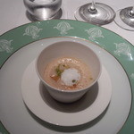 レストラン タテル ヨシノ 銀座 - シャテーニュ栗のスープ　カプチーノ仕立て