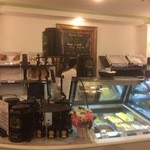 Dhara Dhevi Cake Shop - 店内