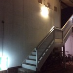 ブラッセリー ラボ - お店への階段