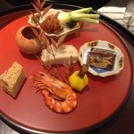 日本料理 太月 - 八寸は、岩茸わさび和え、海老芋、大根、鴨の松風、ふぐの皮の煮こごり、クワイ。