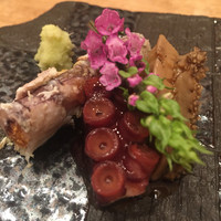 伊勢鮨 - 子持ち蝦蛄と煮蛸、鮑