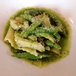 オ・プレチェネッラ - 鶏肉とインゲンのバジリコソース