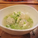 炭火鶏やZIMON - お通し　鳥ツクネ汁