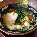 神山 - H.27.11.12.昼 昔ながらの醤油ラーメン 500円