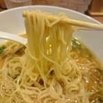 ふじ門 製麺 - 細麺アップ