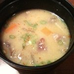 むつ五郎 - 「馬汁 ５００円」 二人分に分けてもらいました