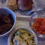 フレンチバル セレナ - □ランチ　前菜プレート□のアップ。